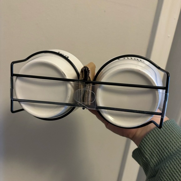 Salsa and Guacamole Dip Bowls and Holder - Picture 7 of 10